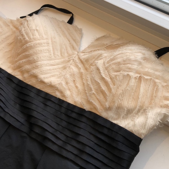 BCBG party dress 👗 😍 - Picture 5 of 7